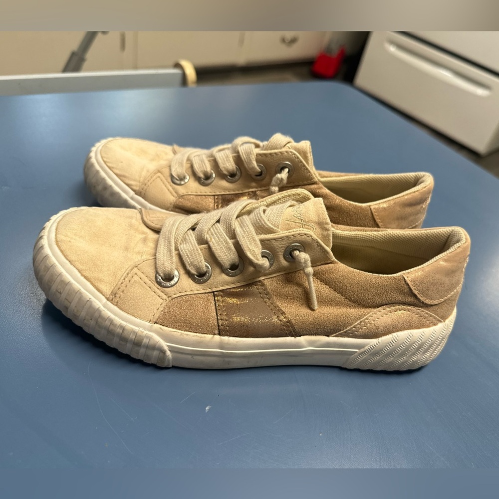 Stylish Tan Shoes